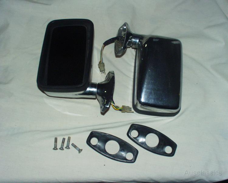 XJ6 Jaguar SIII Electric Mirrors.JPG